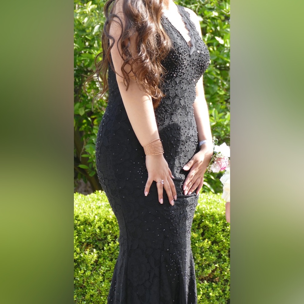 Besty Adam size 14 black mermaid prom dresss